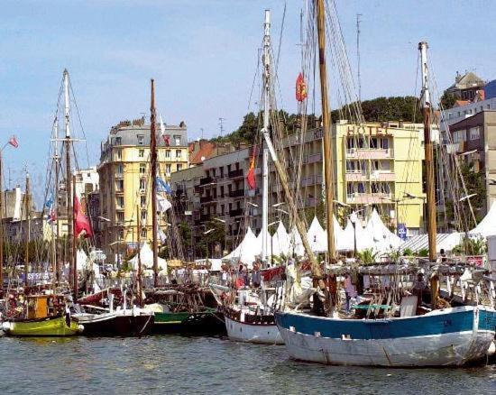 « L'Escale Du Port » 400M De La Plage, 50M Du Centre Ville Boulogne-sur-Mer Dış mekan fotoğraf